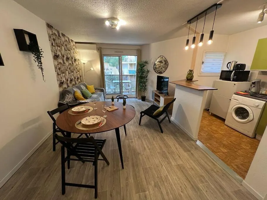 Ferienwohnung Les Comtadins - Parking Gratuit - Balcon - Clim Avignon 0*,  Frankreich